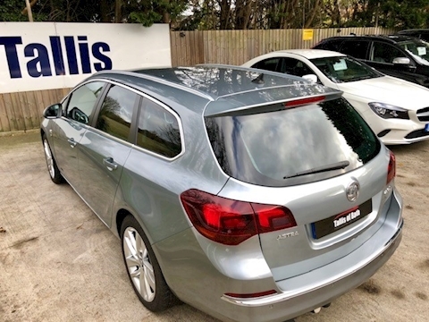 Astra Sri Cdti Ecoflex S/S Estate 2.0 Manual Diesel