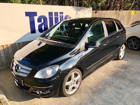 B200 Sport Cdi B200 Sport Cdi Auto Mpv 2.0 Cvt Diesel