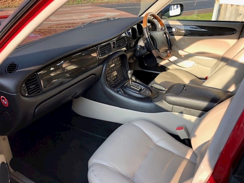 Jaguar Xj Sport V8 Xj Sport V8 Auto Saloon 3.2 Automatic Petrol