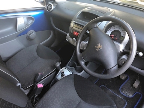 107 Urban Hatchback 1.0 Semi Auto Petrol