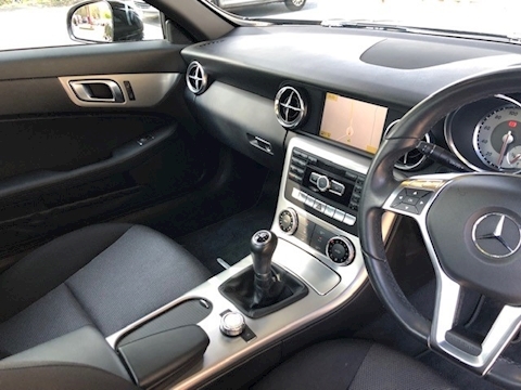 Slk Slk200 Blueefficiency Edition 125 Convertible 1.8 Manual Petrol