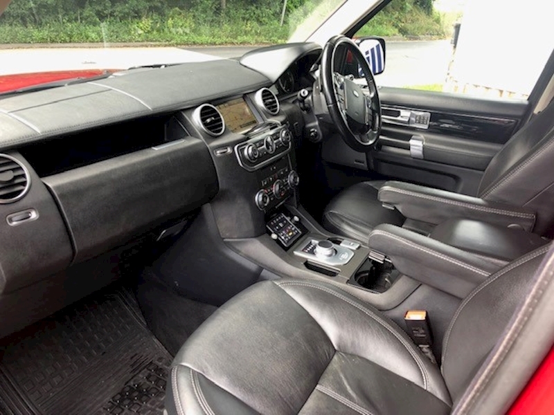 Land Rover Discovery Sdv6 Hse Estate 3.0 Automatic Diesel