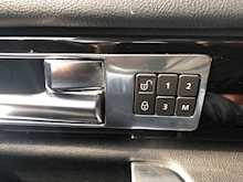 Land Rover Discovery Sdv6 Hse 