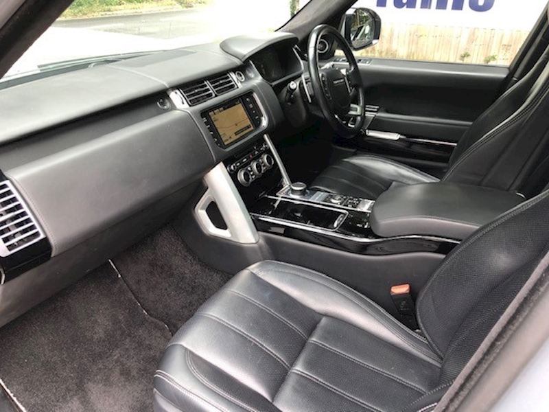 Land Rover Range Rover Sdv8 Autobiography Estate 4.4 Automatic Diesel