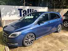 Mercedes-Benz B-Class B200 Blueefficiency Sport 