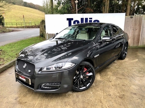 Xf V6 S Premium Luxury Saloon 3.0 Automatic Diesel