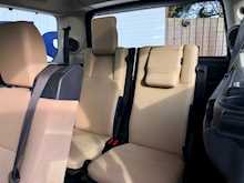 Land Rover Discovery Tdv6 Hse 