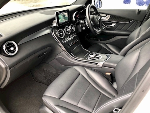 Glc-Class Glc 250 D 4Matic Amg Line Premium Estate 2.1 Automatic Diesel