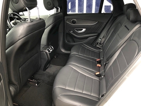 Glc-Class Glc 250 D 4Matic Amg Line Premium Estate 2.1 Automatic Diesel