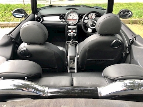Mini Cooper Convertible 1.6 Automatic Petrol