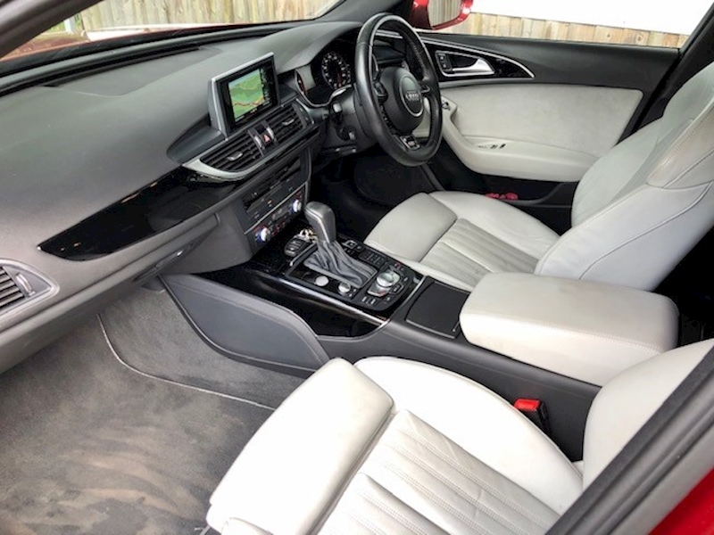 Audi A6 Avant Tdi Ultra S Line Black Edition Estate 2.0 Semi Auto Diesel