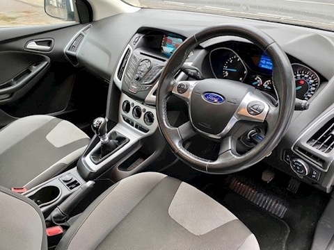 1.6 TDCi Zetec Hatchback 5dr Diesel Manual (109 g/km, 113 bhp)