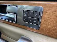 Land Rover Discovery Sdv6 Hse 