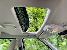 Land Rover Discovery Sdv6 Hse 