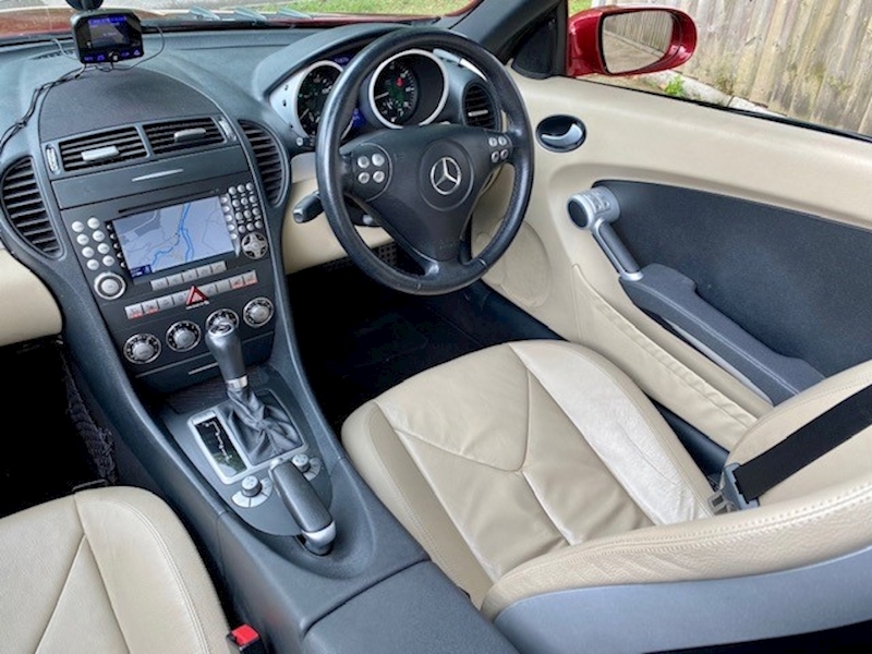 Mercedes-Benz 1.8 SLK200 Kompressor Convertible 2dr Petrol Automatic (211 g/km, 163 bhp)