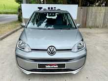 Volkswagen up! Move up! 