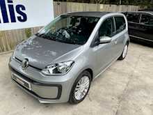 Volkswagen up! Move up! 