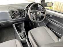 Volkswagen up! Move up! 