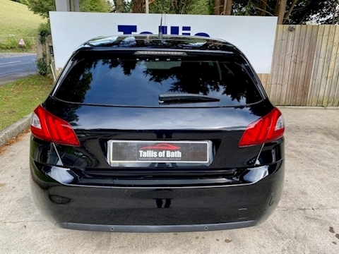 1.2 PureTech Allure Hatchback 5dr Petrol Manual (s/s) (107 g/km, 130 bhp)