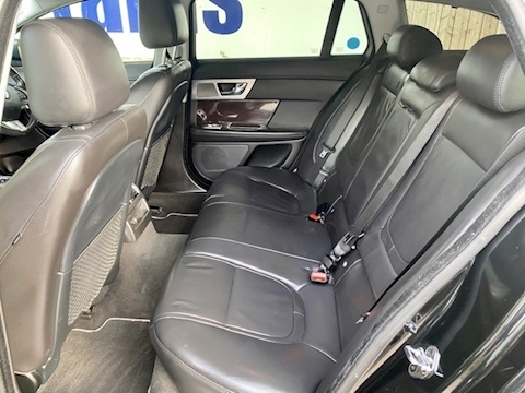 2.2d Premium Luxury Sportbrake 5dr Diesel Automatic (s/s) (139 g/km, 197 bhp)