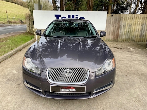 3.0 V6 Luxury Saloon 4dr Petrol Automatic (249 g/km, 235 bhp)
