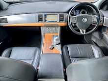 Jaguar XF V6 Luxury 