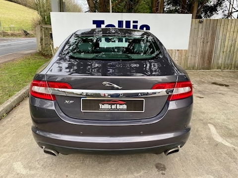 3.0 V6 Luxury Saloon 4dr Petrol Automatic (249 g/km, 235 bhp)