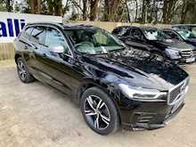 Volvo XC60 T5 R-Design 
