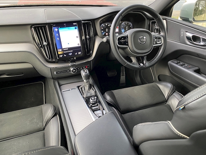 Volvo 2.0 T5 R-Design SUV 5dr Petrol Auto AWD (s/s) (250 ps)