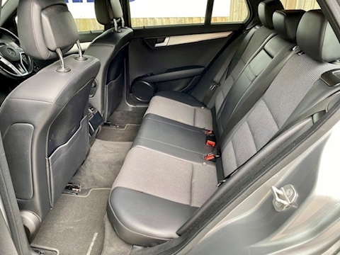 2.1 C250 CDI BlueEFFICIENCY Sport Estate 5dr Diesel G-Tronic (136 g/km, 201 bhp)