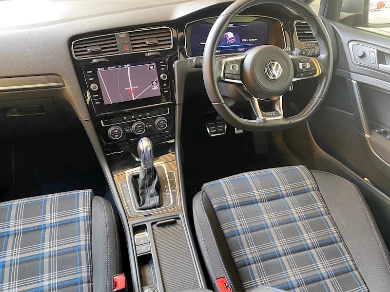 Volkswagen 1.4 TSI 8.7kWh GTE Hatchback 5dr Petrol Plug-in Hybrid DSG Euro 6 (s/s) (204 ps)