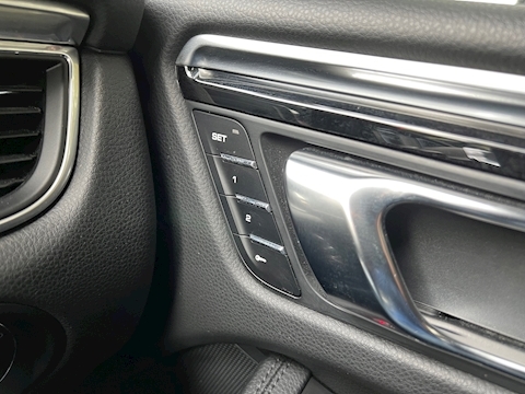 3.0 TD V6 S SUV 5dr Diesel PDK 4WD Euro 6 (s/s) (258 ps)