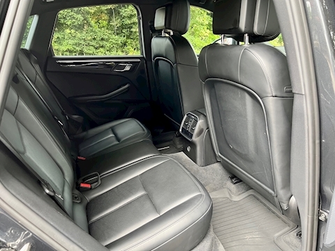 3.0 TD V6 S SUV 5dr Diesel PDK 4WD Euro 6 (s/s) (258 ps)