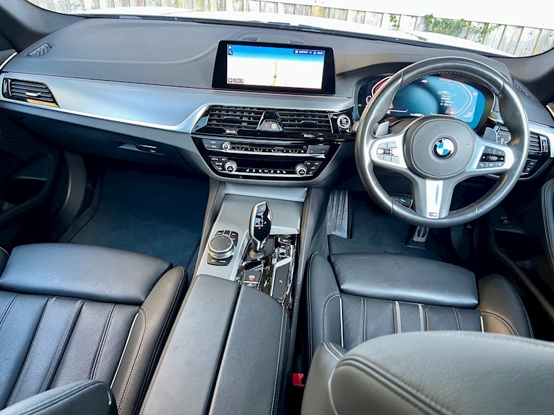 BMW 2.0 520d MHT M Sport Touring 5dr Diesel Hybrid Auto Euro 6 (s/s) (190 ps)