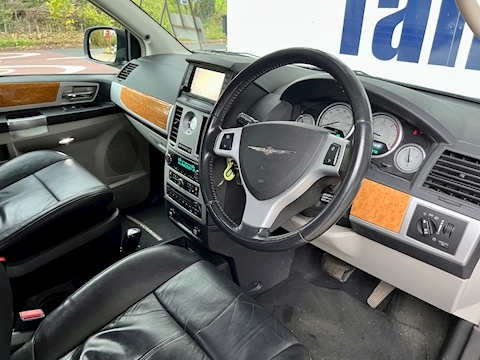 Crd Grand Limited Mpv 2.8 Automatic Diesel