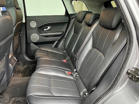 2.0 TD4 SE Tech SUV 5dr Diesel Auto 4WD Euro 6 (s/s) (180 ps)