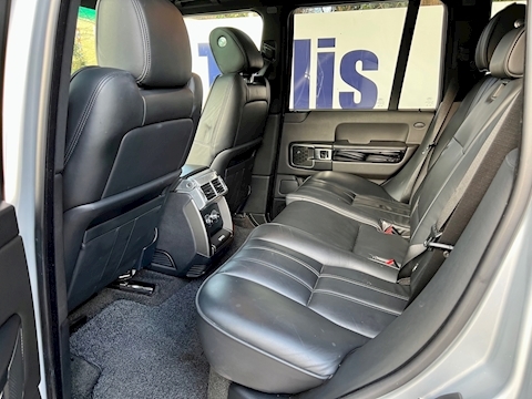 4.4 TD V8 Vogue SUV 5dr Diesel Auto 4WD Euro 5 (313 bhp)