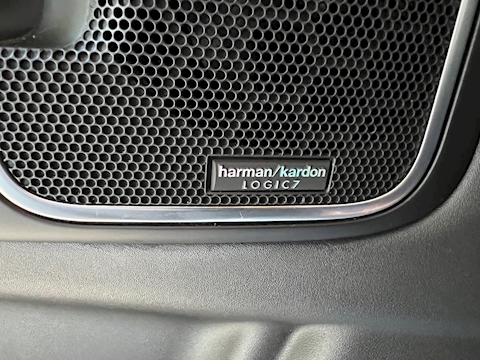 4.4 TD V8 Vogue SUV 5dr Diesel Auto 4WD Euro 5 (313 bhp)