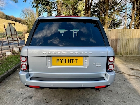 4.4 TD V8 Vogue SUV 5dr Diesel Auto 4WD Euro 5 (313 bhp)