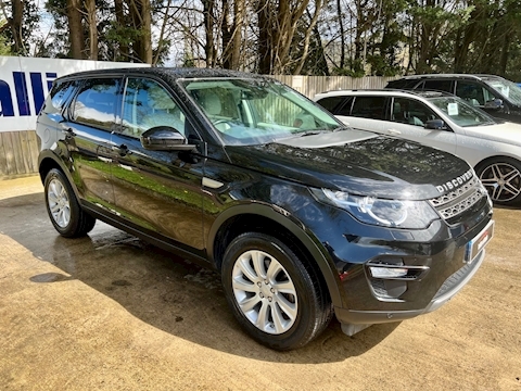 2.0 TD4 SE Tech SUV 5dr Diesel Auto 4WD Euro 6 (s/s) (180 ps)