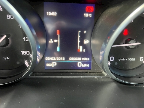 2.0 TD4 SE Tech SUV 5dr Diesel Auto 4WD Euro 6 (s/s) (180 ps)