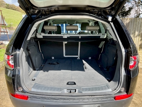 2.0 TD4 SE Tech SUV 5dr Diesel Auto 4WD Euro 6 (s/s) (180 ps)