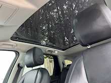 Land Rover Discovery Sport TD4 HSE 