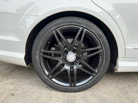 C220 Cdi Blueefficiency Amg Sport Plus Estate 2.1 Automatic Diesel