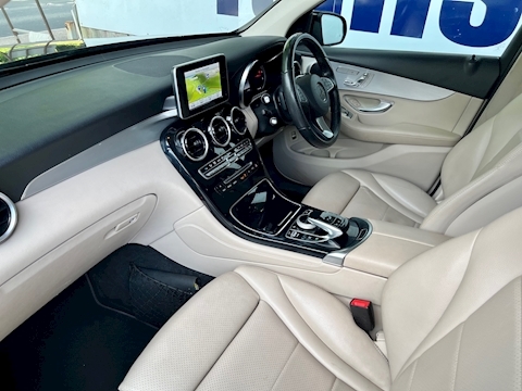 Glc 220 D 4Matic Sport Premium Estate 2.1 Automatic Diesel