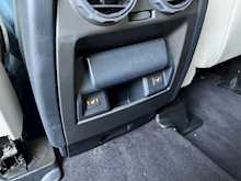 Land Rover Discovery 4 SD V6 HSE 