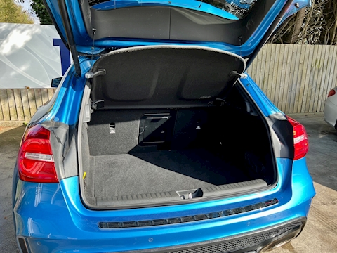 2.1 GLA220d AMG Line (Premium Plus) SUV 5dr Diesel 7G-DCT 4MATIC Euro 6 (s/s) (177 ps)