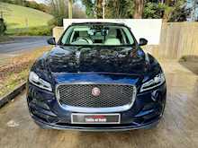 Jaguar F-PACE D180 Portfolio 