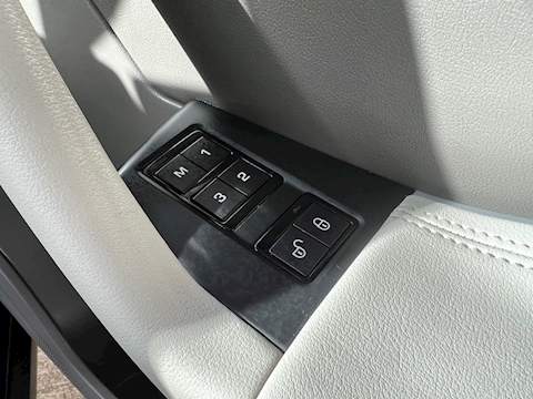 2.0 D180 Portfolio SUV 5dr Diesel Auto AWD Euro 6 (s/s) (180 ps)