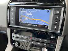 Jaguar F-PACE D180 Portfolio 